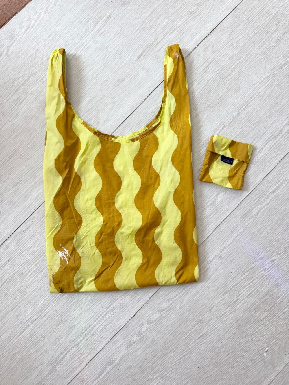 rare wavy stripe baggu ♡ standard reusable bag